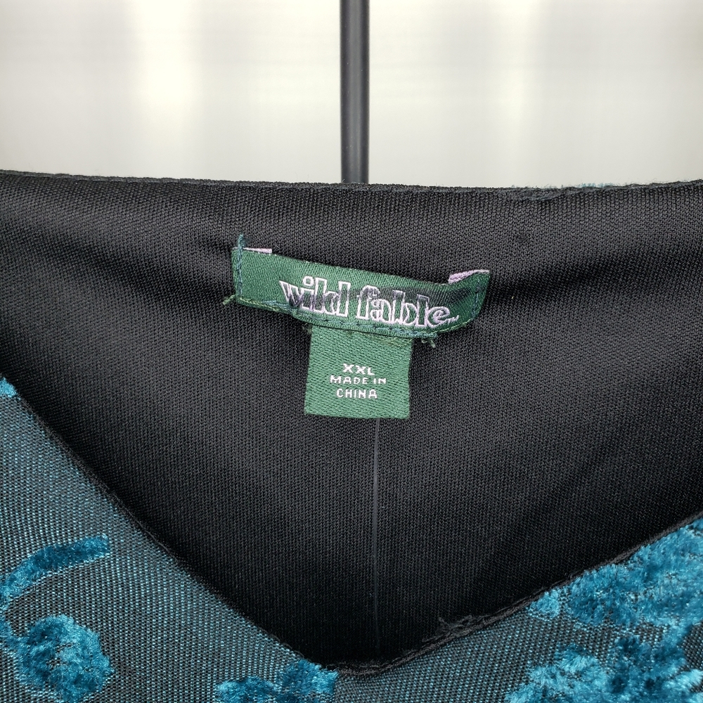 ⭐3/$20 Wild Fable Blue Velvet Crop Top - Picture 8 of 8